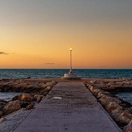 Pedregalejo Playa, Piscina Y Parking Daire Málaga Dış mekan fotoğraf