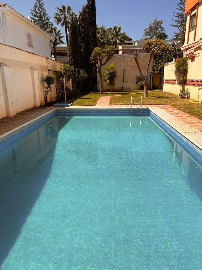 Pedregalejo Playa, Piscina Y Parking Daire Málaga Dış mekan fotoğraf